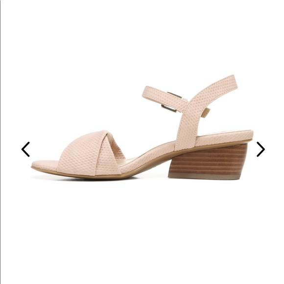 Naturalizer Traci WIDE Nude Pink Heeled Sandal - Picture 5 of 10